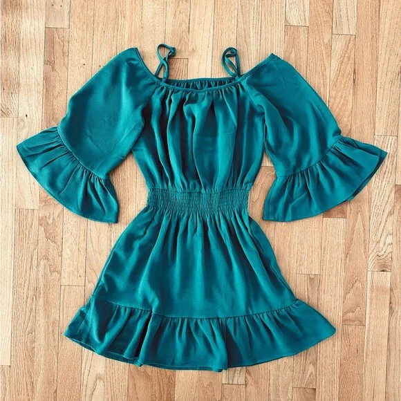 H&M Divided Green Boho-Style Short Dress Off-Shoulder Size 2 - Picture 5 of 5